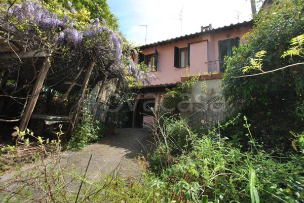 casa indipendente in vendita a Firenze in zona Careggi