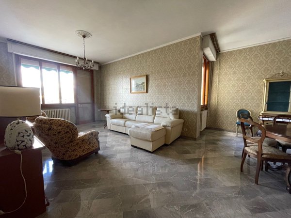 appartamento in vendita a Firenze in zona Varlungo