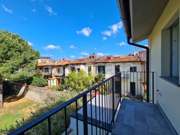 casa indipendente in vendita a Firenze in zona Bellariva