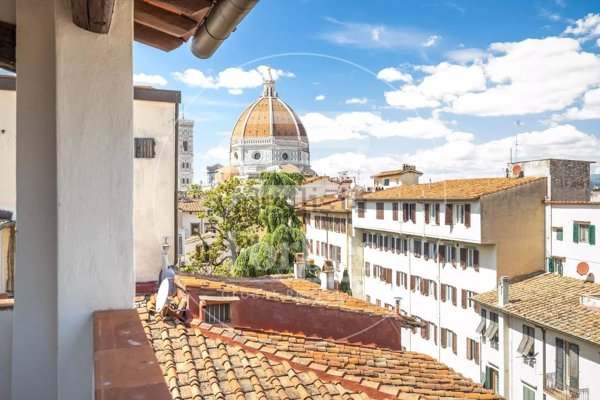 appartamento in vendita a Firenze in zona Centro Santa Croce