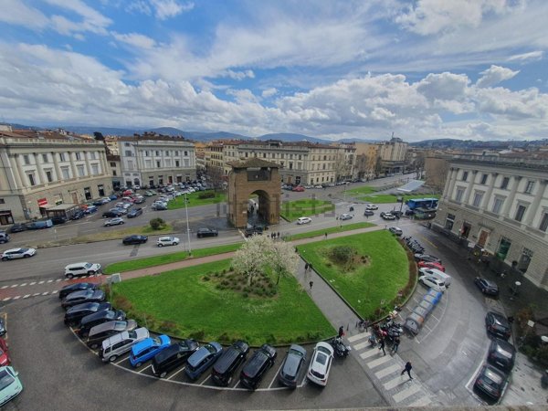 appartamento in vendita a Firenze in zona Centro Santa Croce