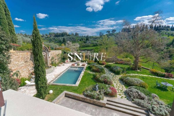 casa indipendente in vendita a Firenze in zona Bellosguardo