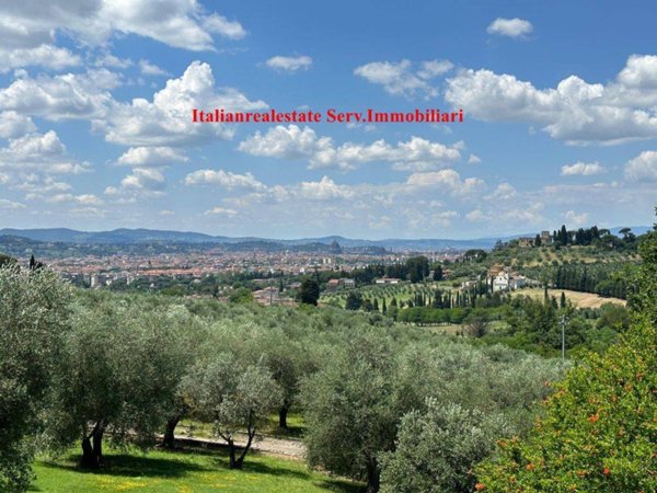 casa indipendente in vendita a Firenze in zona Settignano