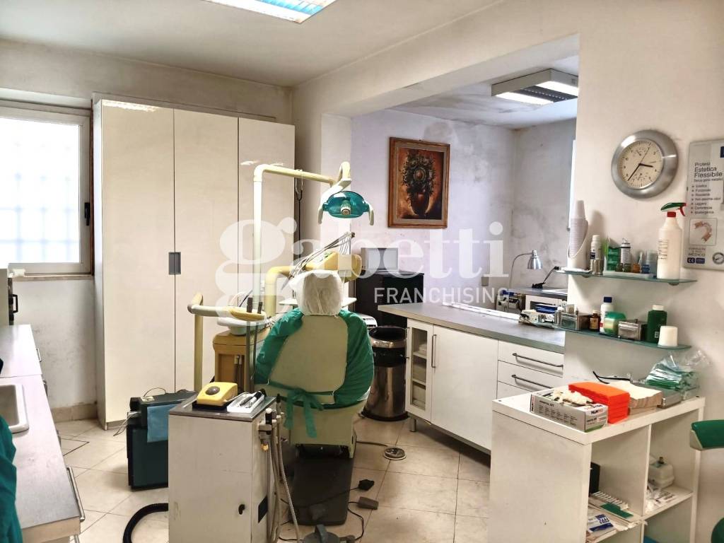 ufficio in vendita a Firenze in zona Soffiano