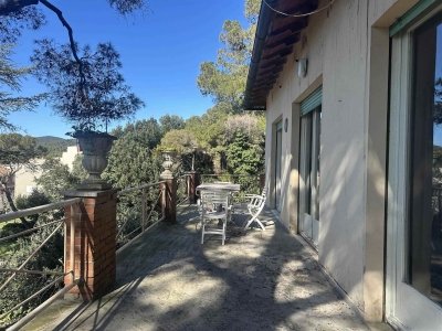 casa indipendente in vendita a Firenze