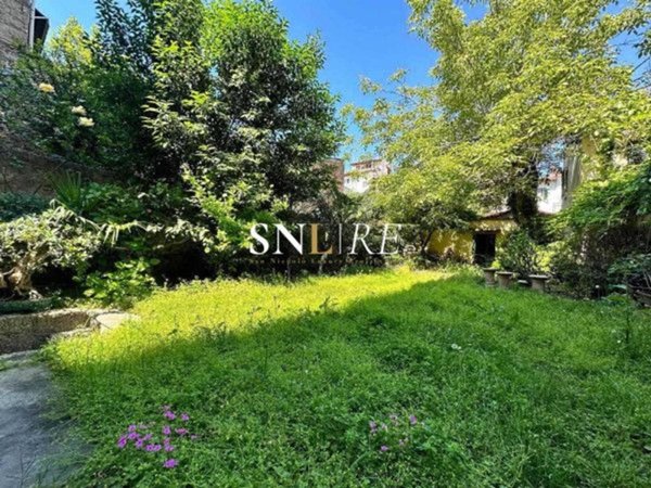 appartamento in vendita a Firenze in zona Centro Santa Croce