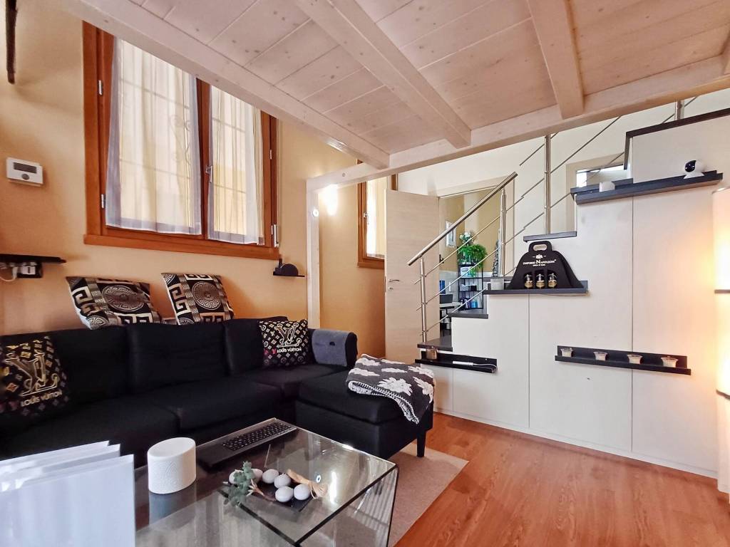 appartamento in vendita a Firenze in zona Coverciano