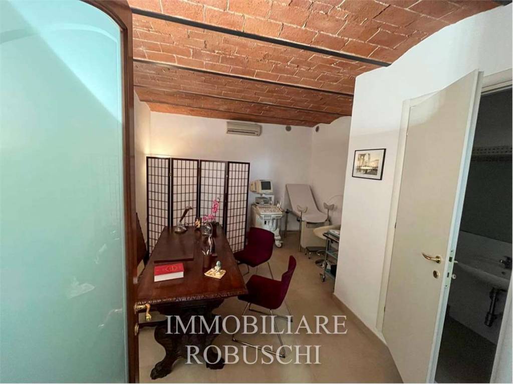 appartamento in vendita a Firenze in zona Campo di Marte