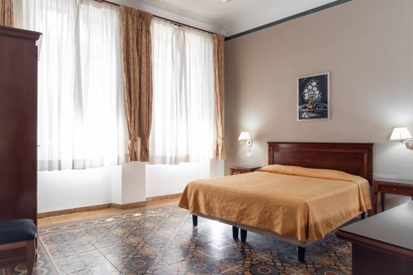 negozio in vendita a Firenze in zona Centro San Lorenzo