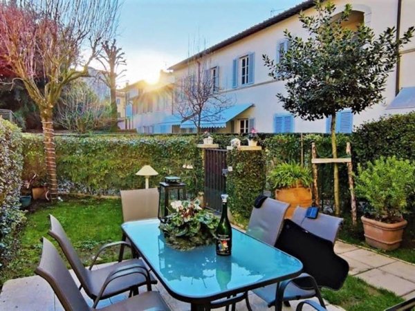 casa indipendente in vendita a Firenze in zona Centro Santa Croce