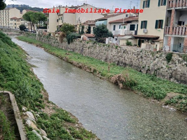 appartamento in vendita a Firenze in zona Le Cure