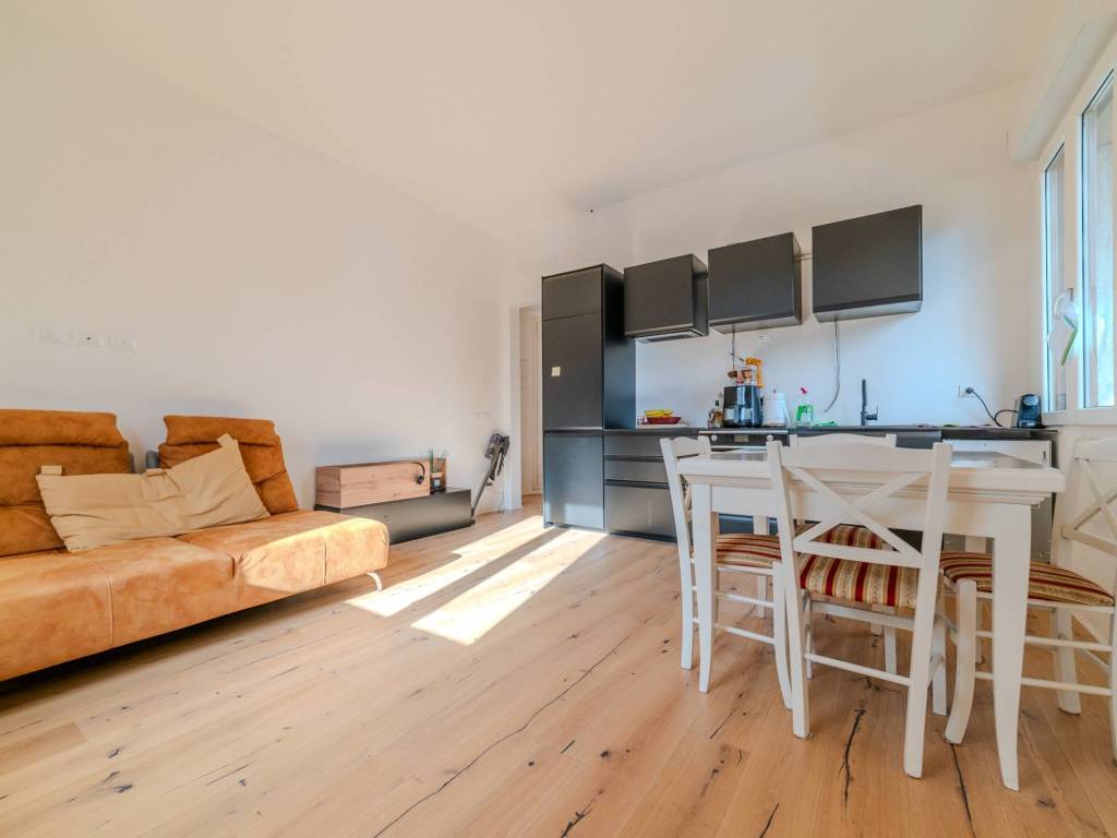 appartamento in vendita a Firenze in zona Settignano