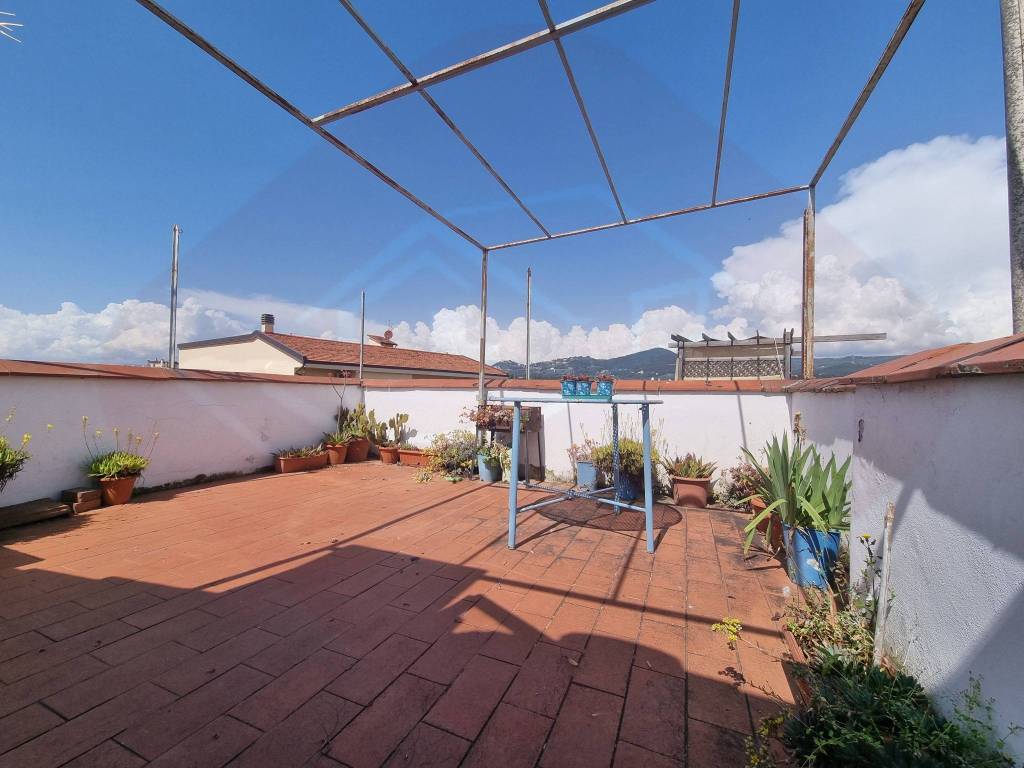 appartamento in vendita a Firenze in zona Coverciano