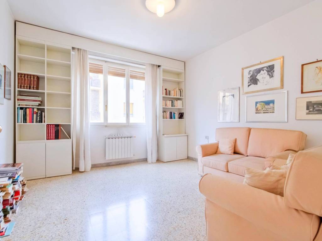appartamento in vendita a Firenze in zona Legnaia