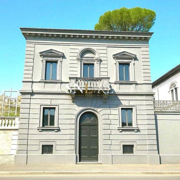 casa indipendente in vendita a Firenze