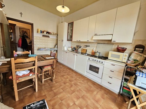 appartamento in vendita a Firenze in zona Varlungo