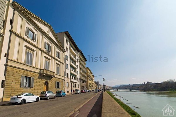 appartamento in vendita a Firenze in zona Centro Santa Maria Novella