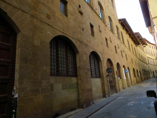 negozio in vendita a Firenze in zona Centro San Niccolò