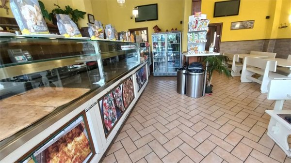quadrivano in vendita a Firenze in zona Firenze Nova