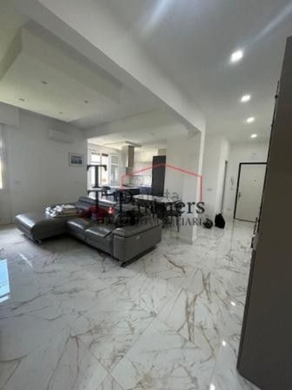 appartamento in vendita a Firenze in zona Campo di Marte