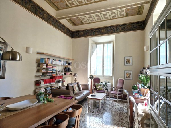 casa indipendente in vendita a Firenze in zona Centro Santa Croce