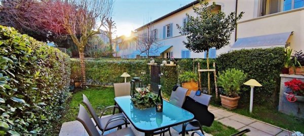 casa indipendente in vendita a Firenze in zona Centro Santa Croce