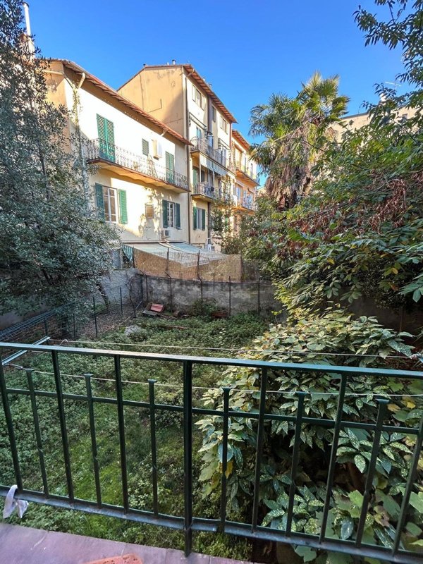 appartamento in vendita a Firenze in zona Coverciano