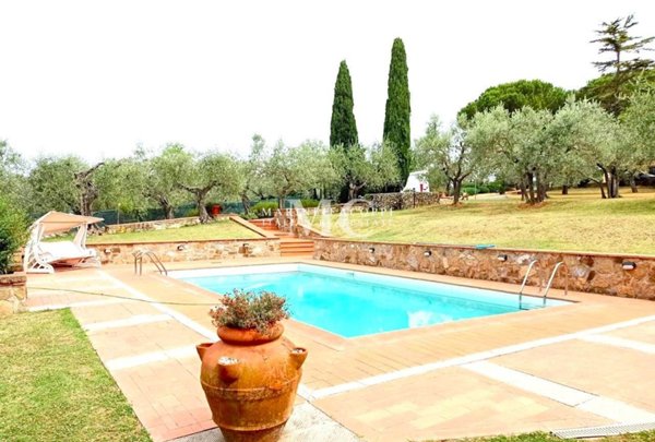 casa indipendente in vendita a Firenze in zona Pian dei Giullari