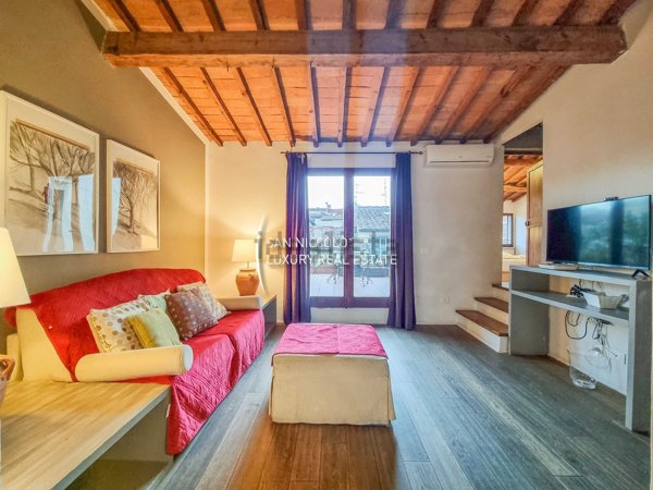 appartamento in vendita a Firenze in zona Centro Santa Maria Novella