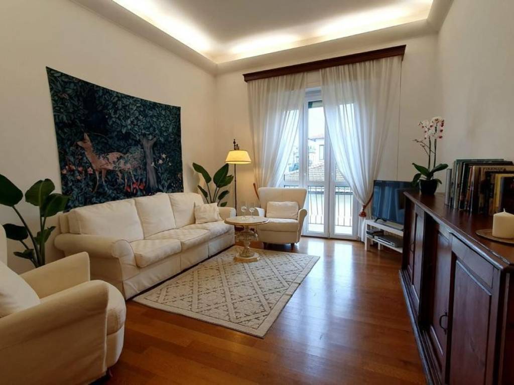 appartamento in vendita a Firenze in zona Bellosguardo
