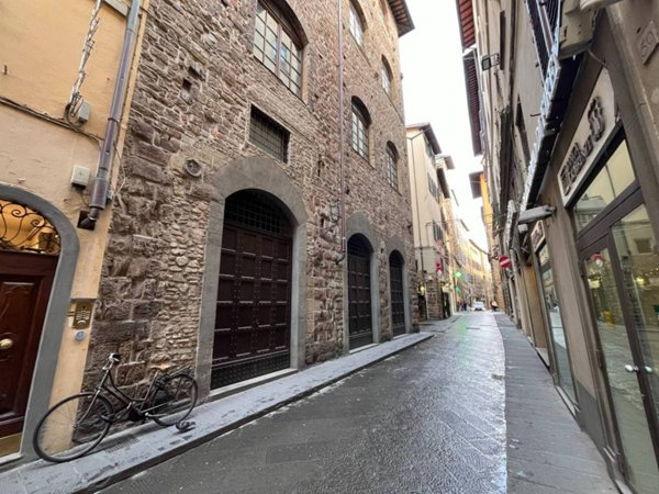appartamento in vendita a Firenze in zona Centro Santa Croce