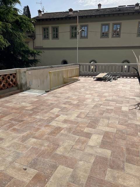 appartamento in vendita a Firenze in zona La Lastra