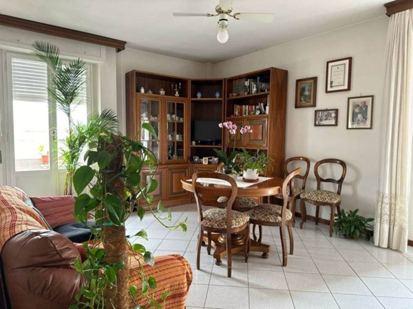 appartamento in vendita a Firenze in zona Isolotto