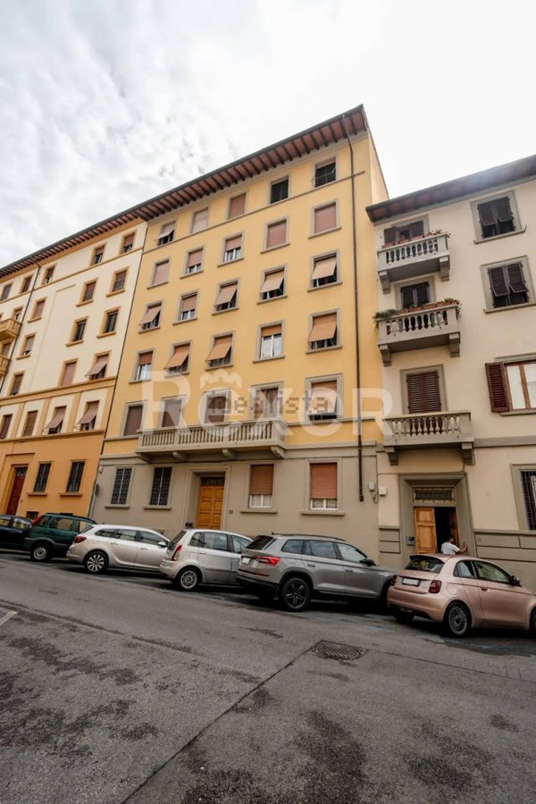 appartamento in vendita a Firenze in zona Campo di Marte