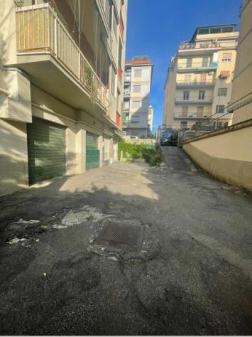 negozio in vendita a Firenze in zona Careggi