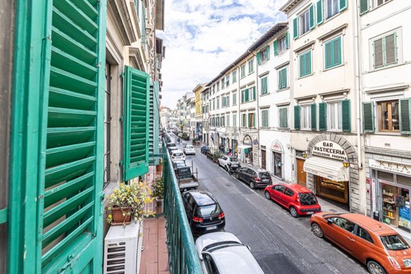 appartamento in vendita a Firenze in zona Centro Santa Maria Novella