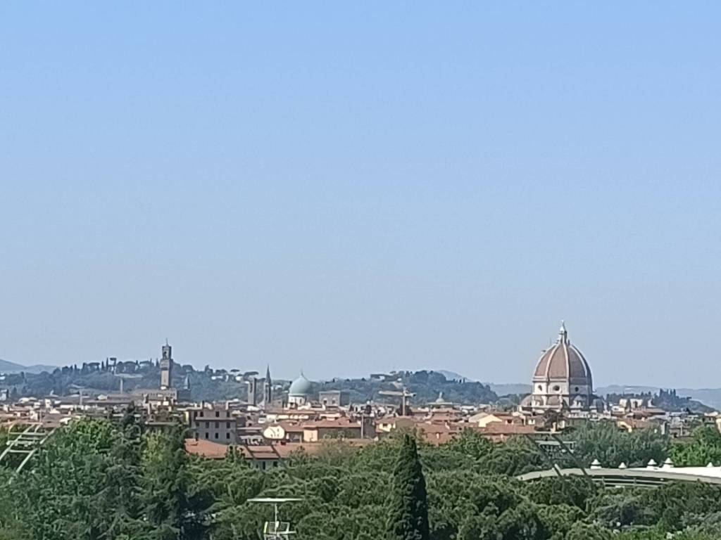 appartamento in vendita a Firenze in zona Campo di Marte
