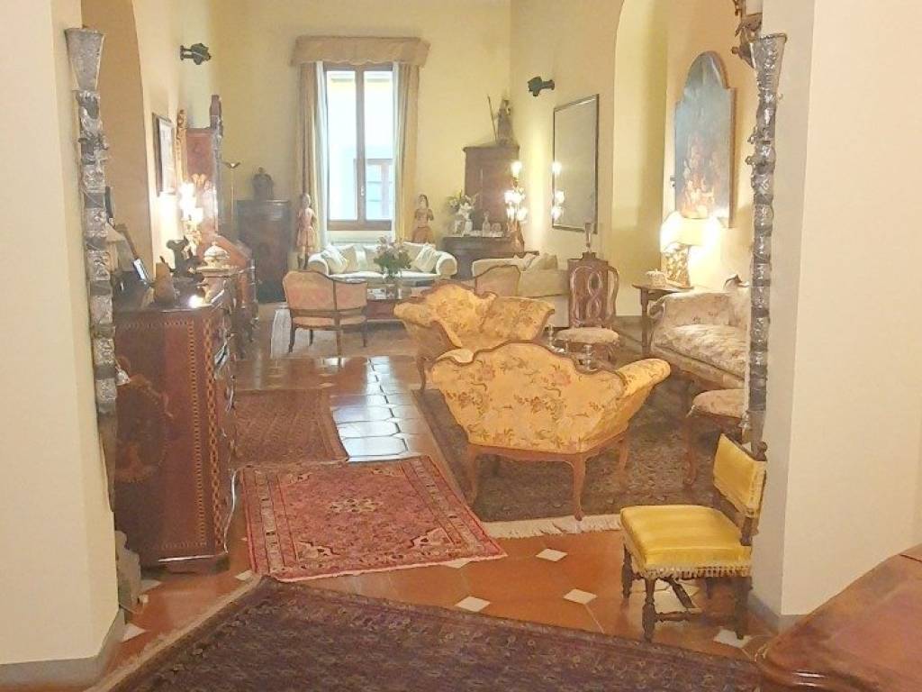 appartamento in vendita a Firenze in zona Centro Santa Croce