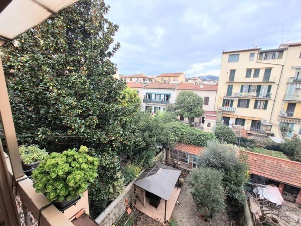 appartamento in vendita a Firenze in zona Campo di Marte