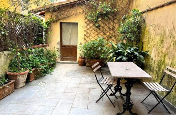 appartamento in vendita a Firenze in zona Campo di Marte