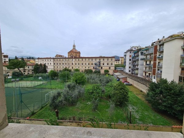 appartamento in vendita a Firenze in zona Campo di Marte