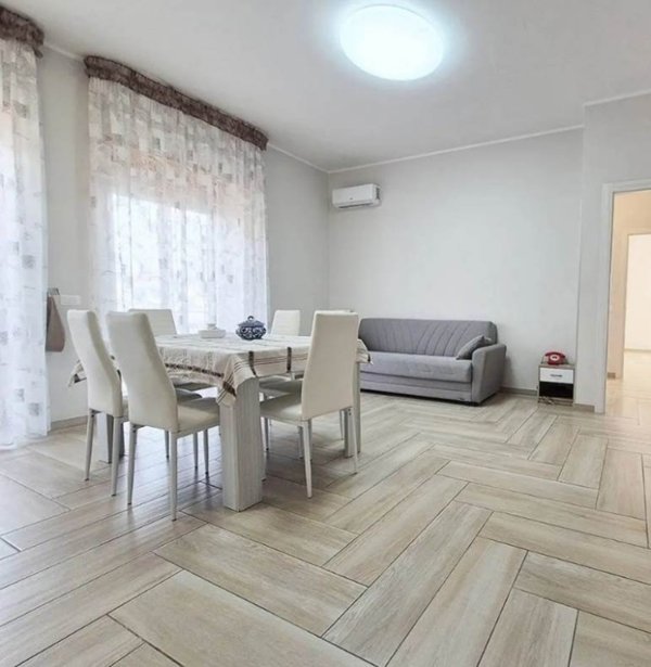 appartamento in vendita a Firenze in zona Isolotto
