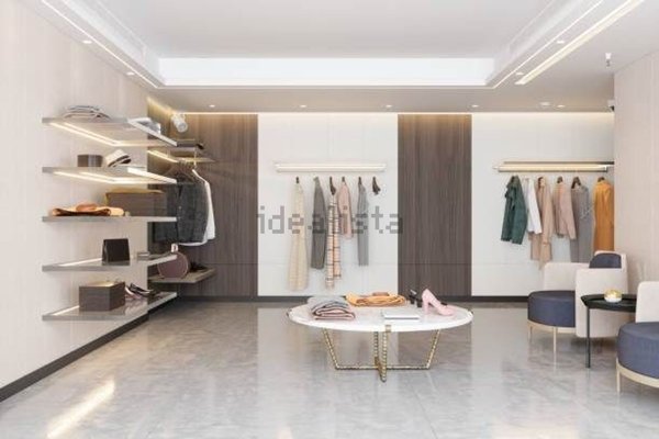 locale commerciale in vendita a Firenze