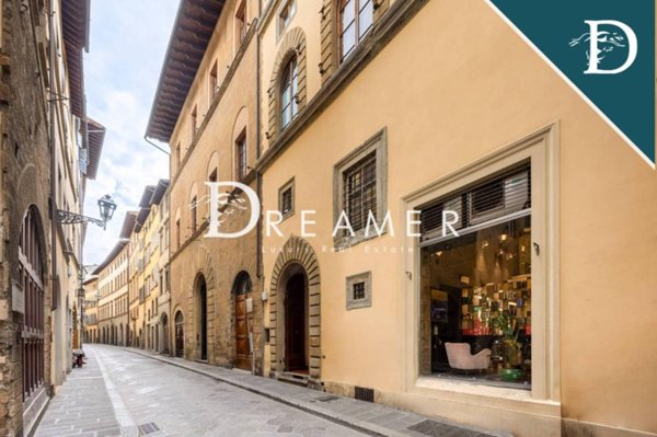 appartamento in vendita a Firenze in zona Centro San Frediano