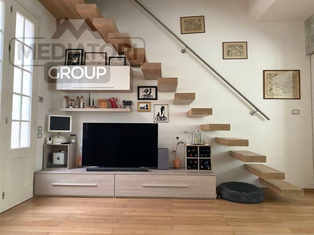 appartamento in vendita a Firenze in zona Campo di Marte
