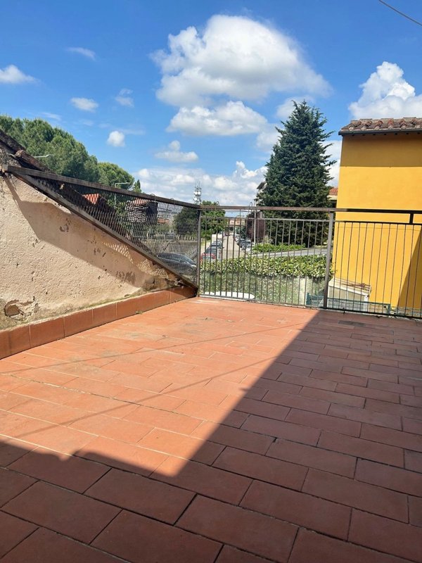 appartamento in vendita a Firenze in zona Serpiolle
