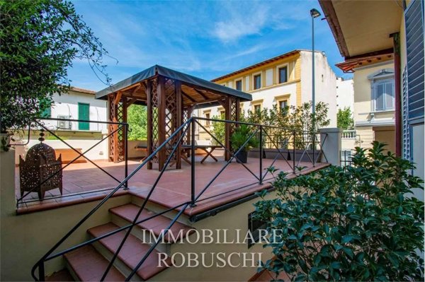 appartamento in vendita a Firenze in zona Campo di Marte