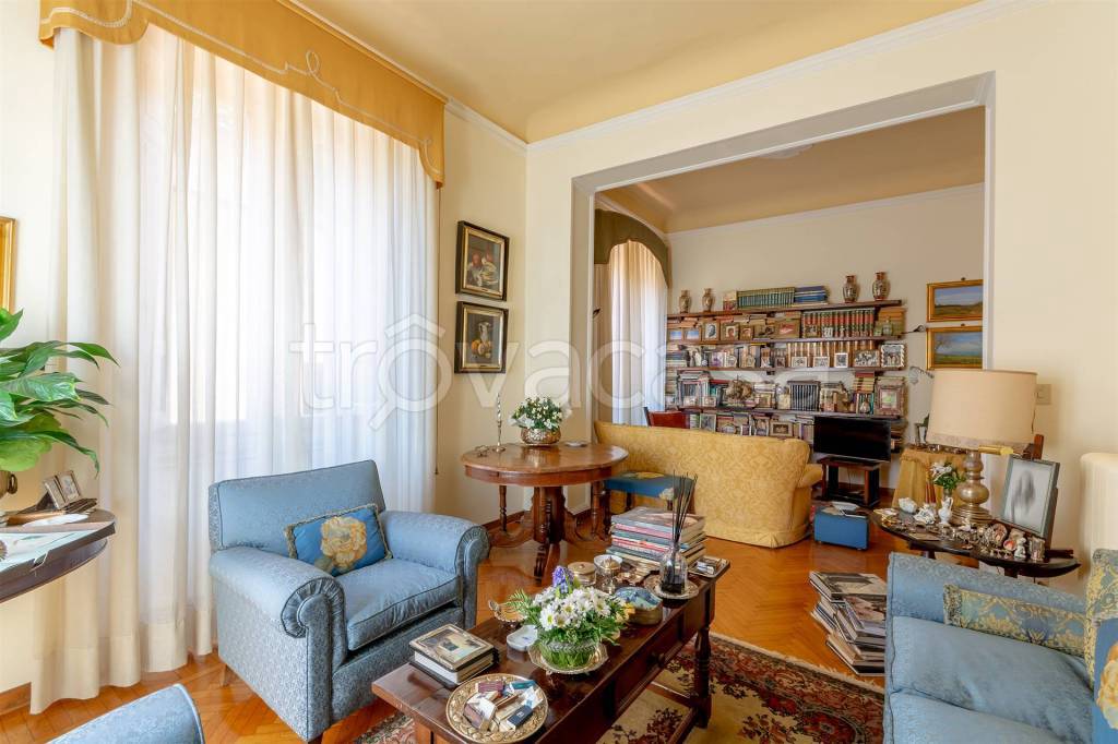 appartamento in vendita a Firenze in zona Campo di Marte