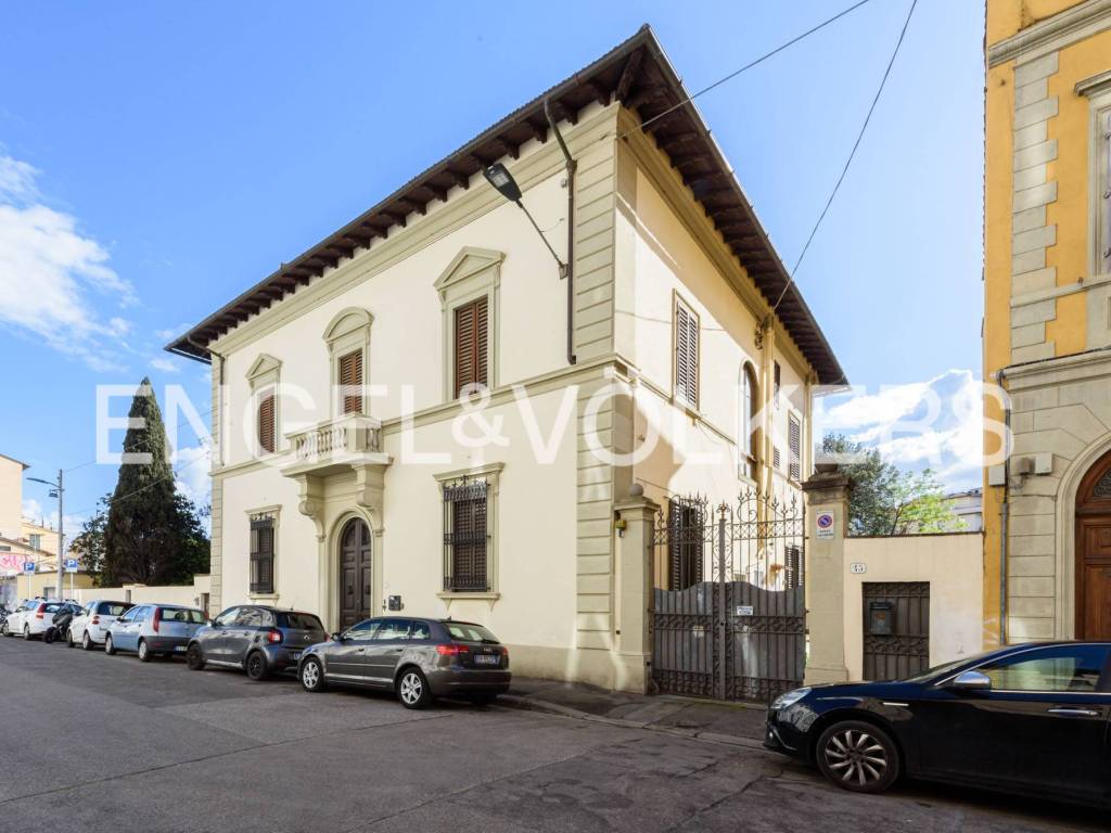 appartamento in vendita a Firenze