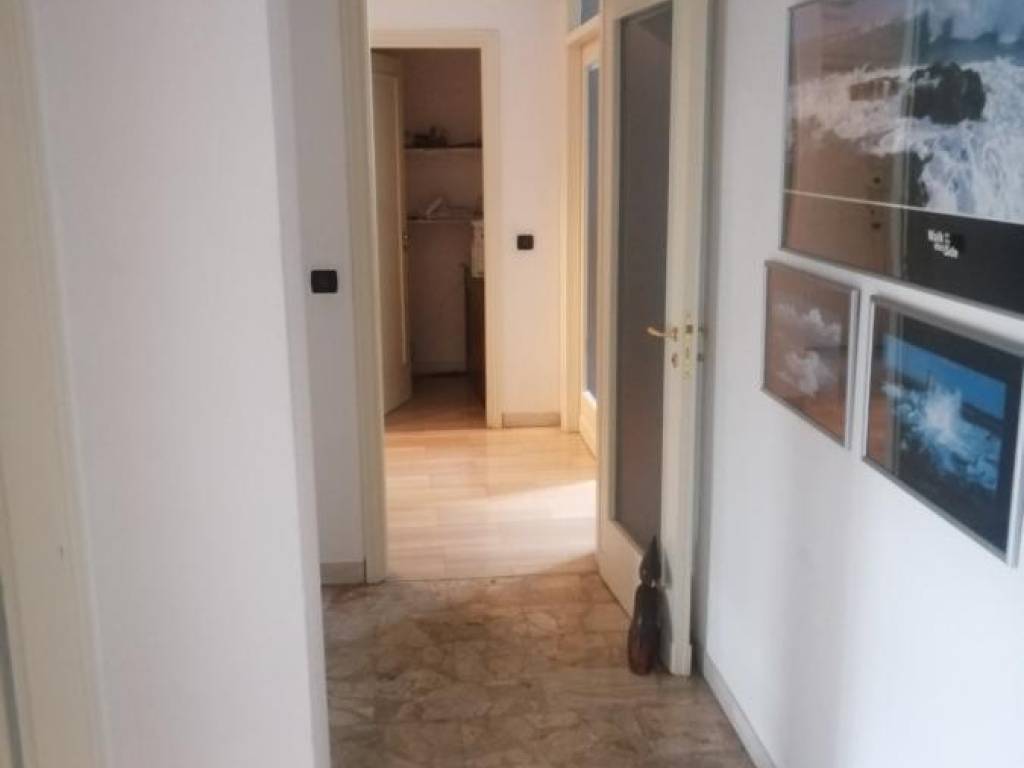 ufficio in vendita a Firenze in zona Rifredi